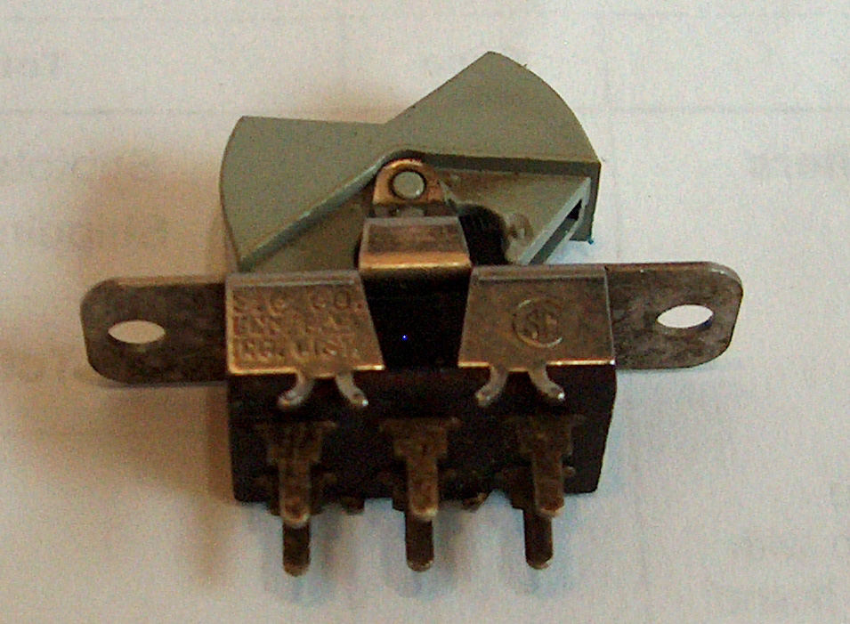 DPDT SWITCH, GREY